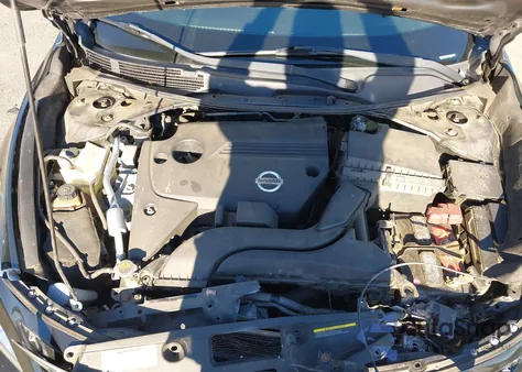 2013 Nissan Altima 2.5 Sv z USA, uszkodzony, nr VIN 1N4AL3AP3DC194638